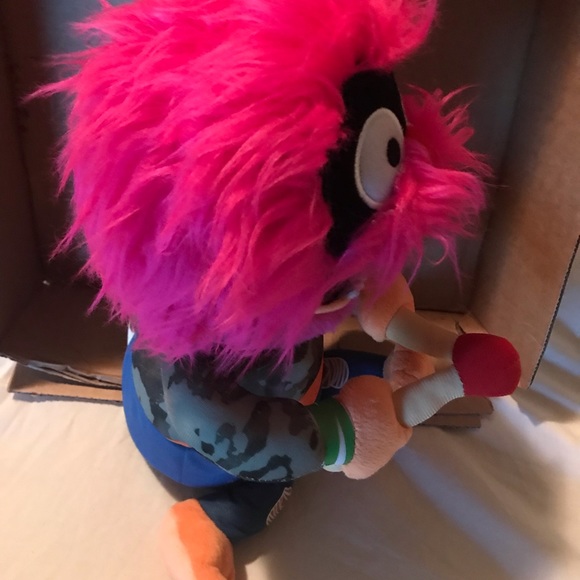 MUPPET BABY ANIMATED DRUMMER DOLL - Picture 3 of 5